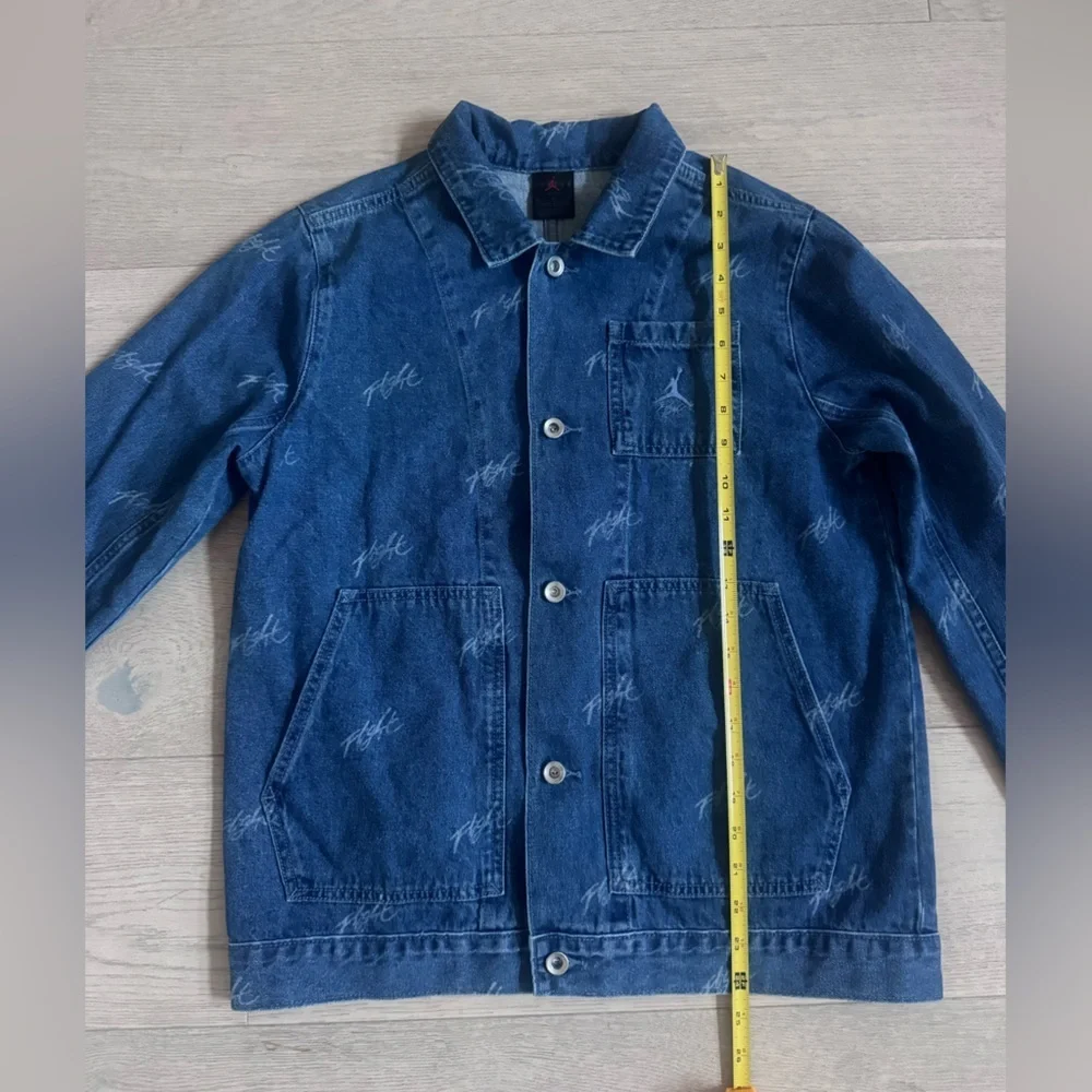 AIR JORDAN FLIGHT HERITAGE DENIM JACKET - MEN'S/BOY’S size XL (13-15yr)